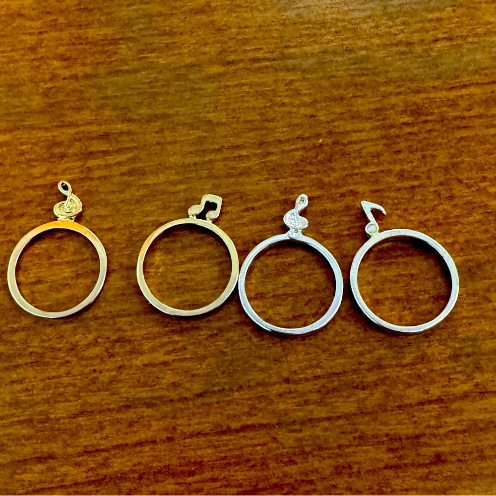 Set of 4 Rings w/Treble Clef or Music Notes on each